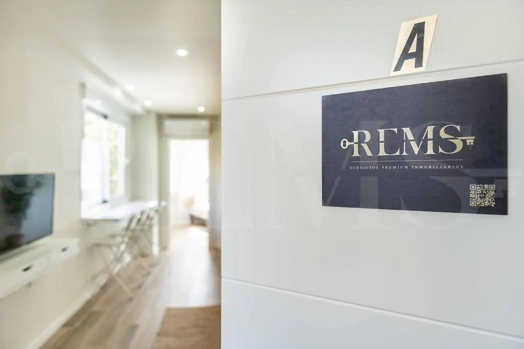 Functional And Sunny Apartment Near La Union By Rems Malaga 0*,